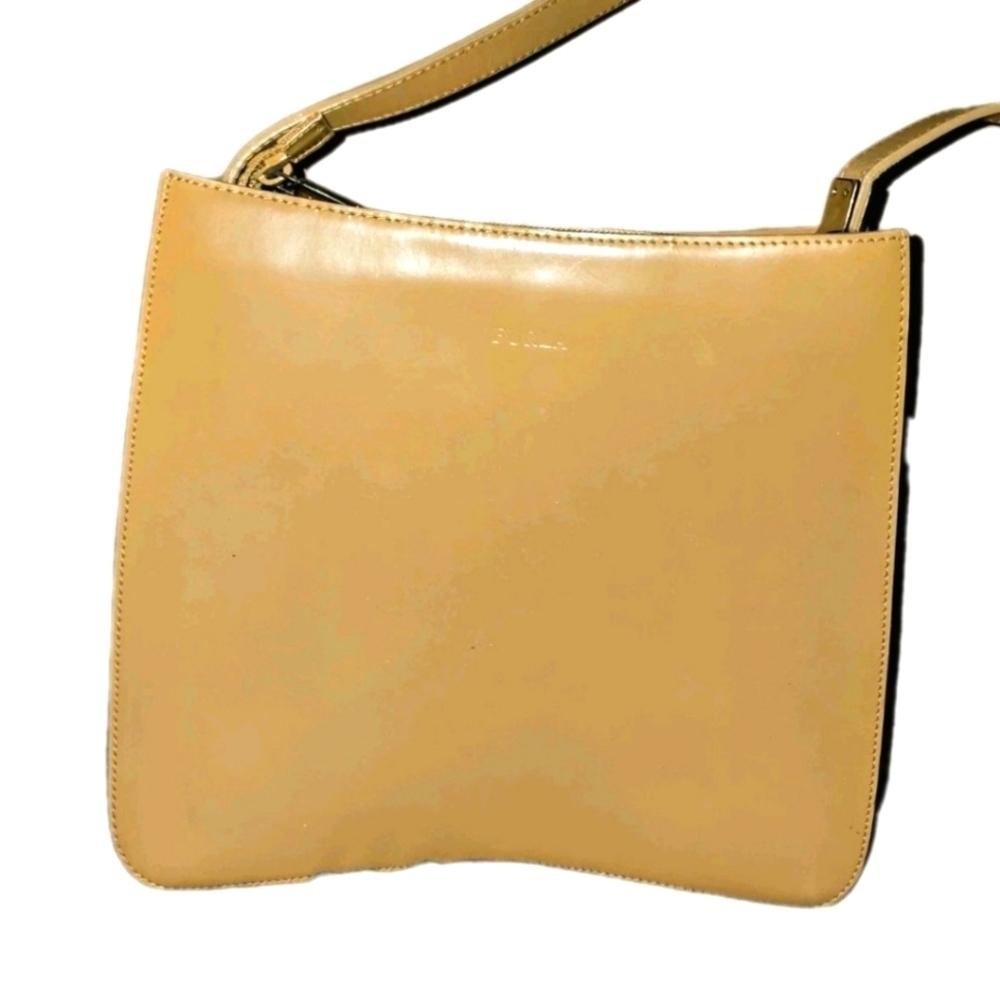 Elegant Tan Furla Leather Shoulder Bag
